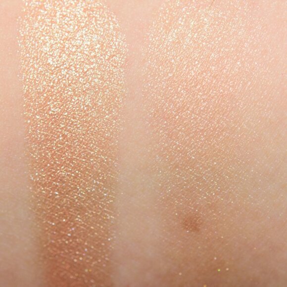 MAKE UP FOR EVER: Pro Light Fusion Highlighter in shade #02 - Picture 13 of 16